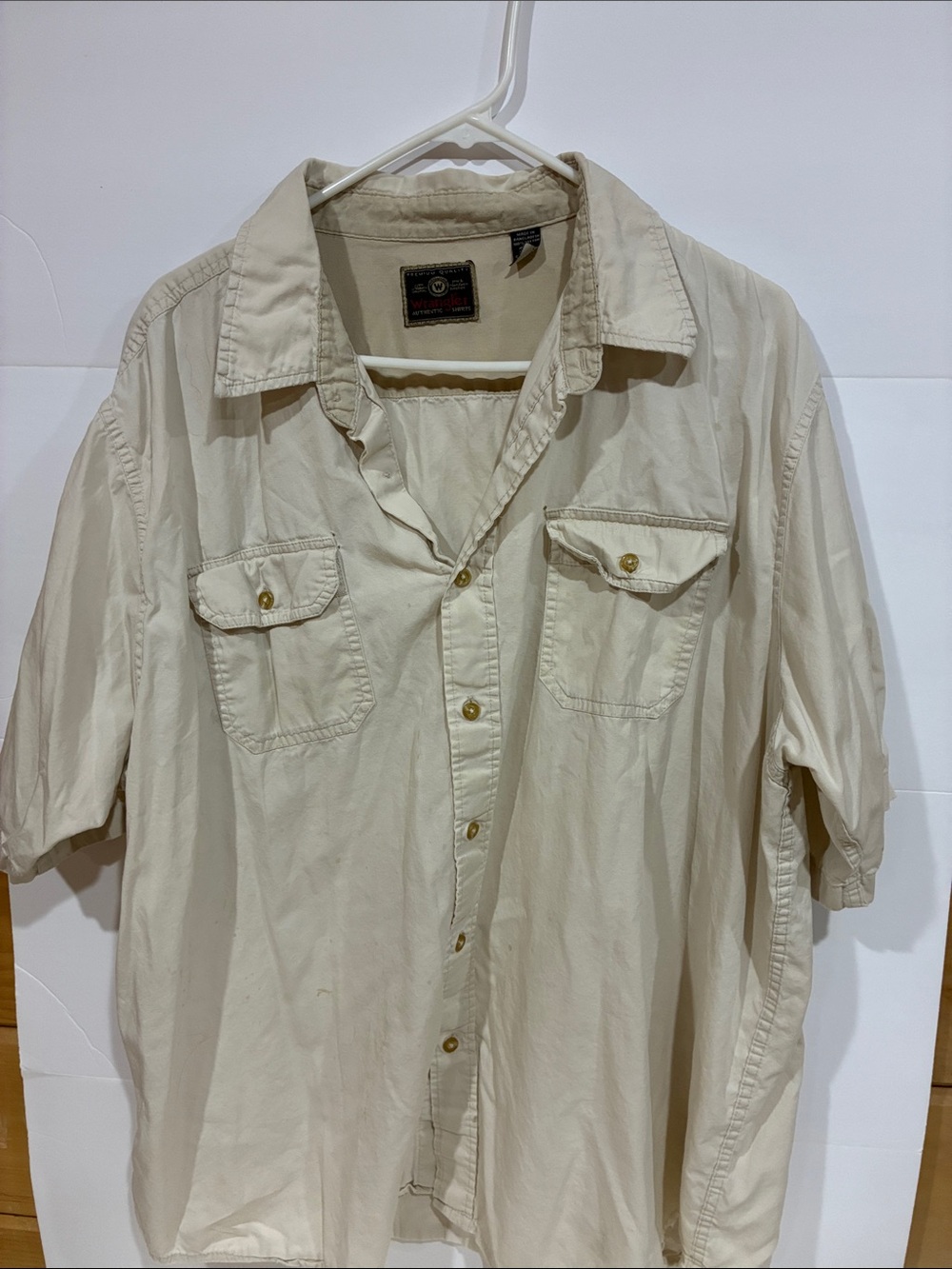 Wrangler Beige Short Sleeve Button-Up Shirt
